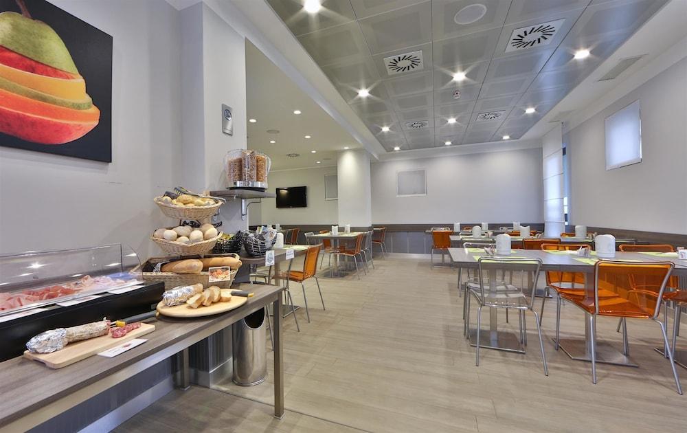 restaurant-cafeteria