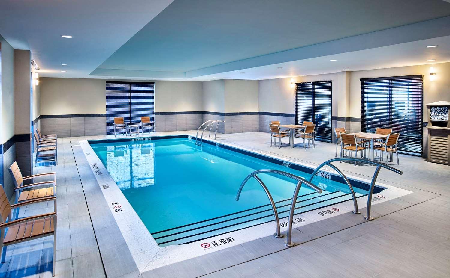 swimming pool spa
