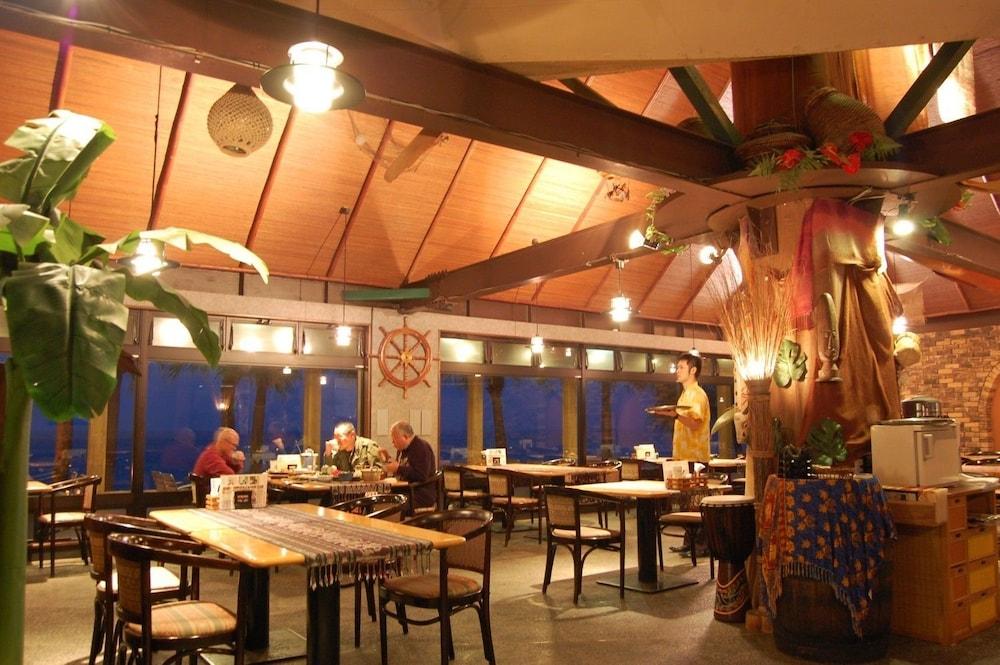 restaurant-cafeteria