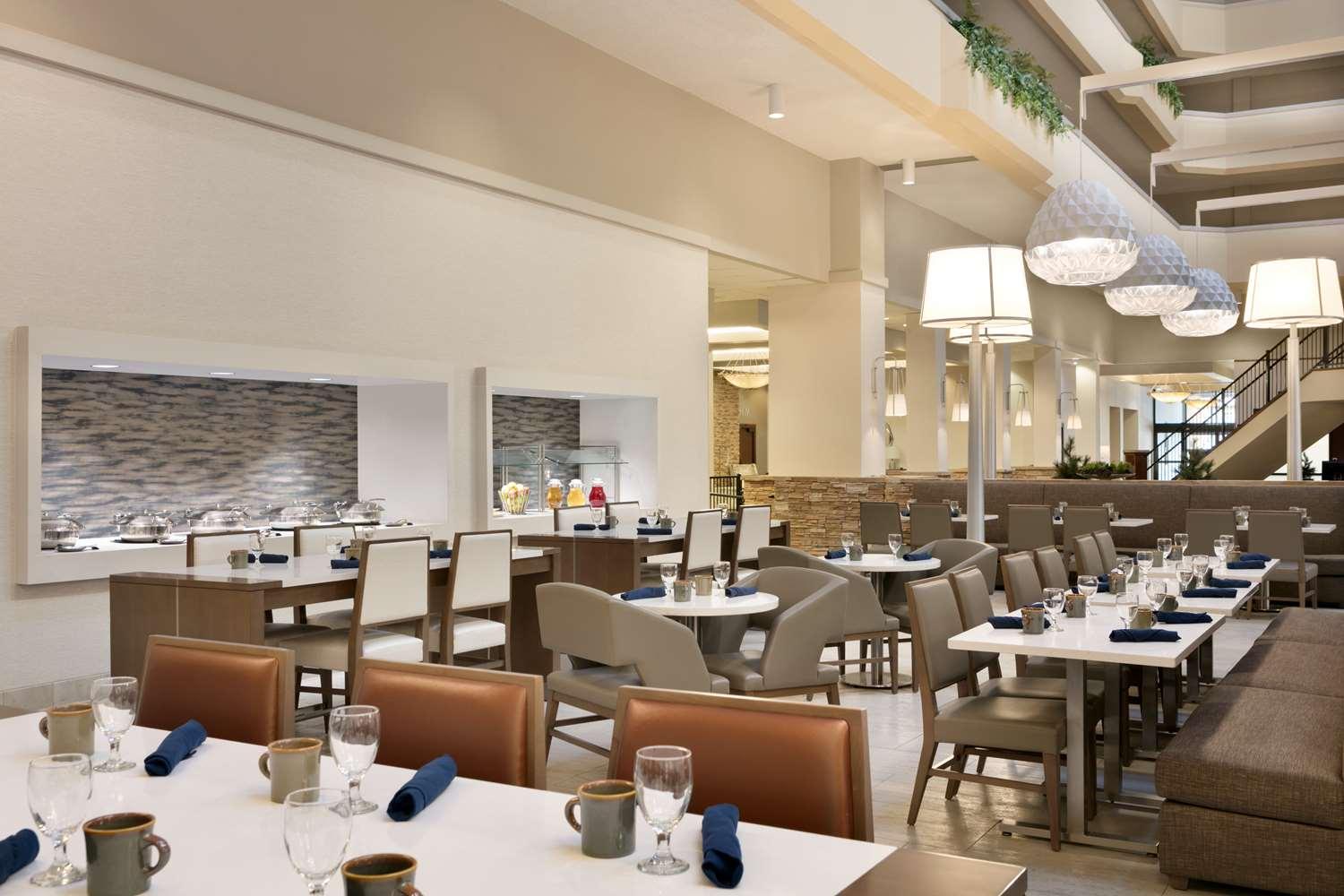restaurant cafeteria