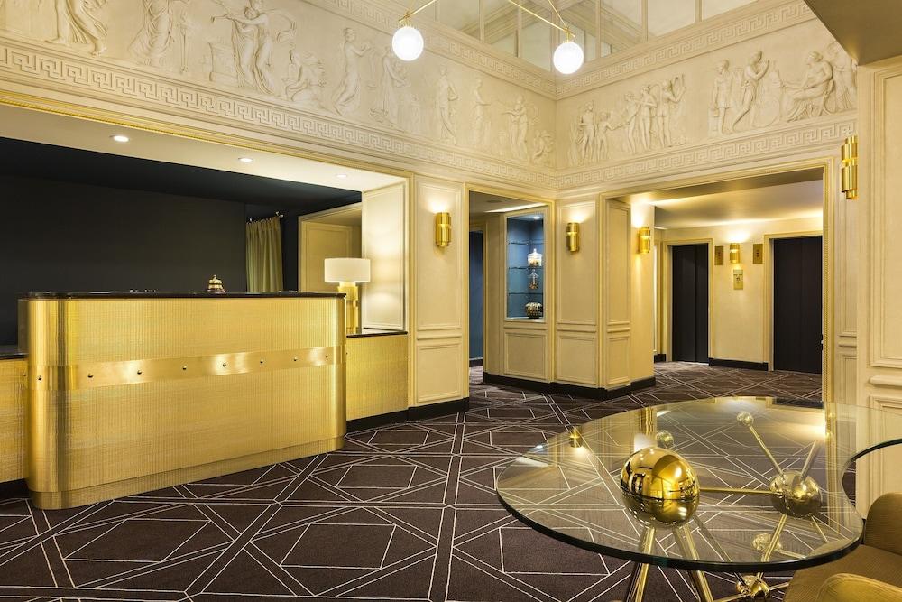 lobby
