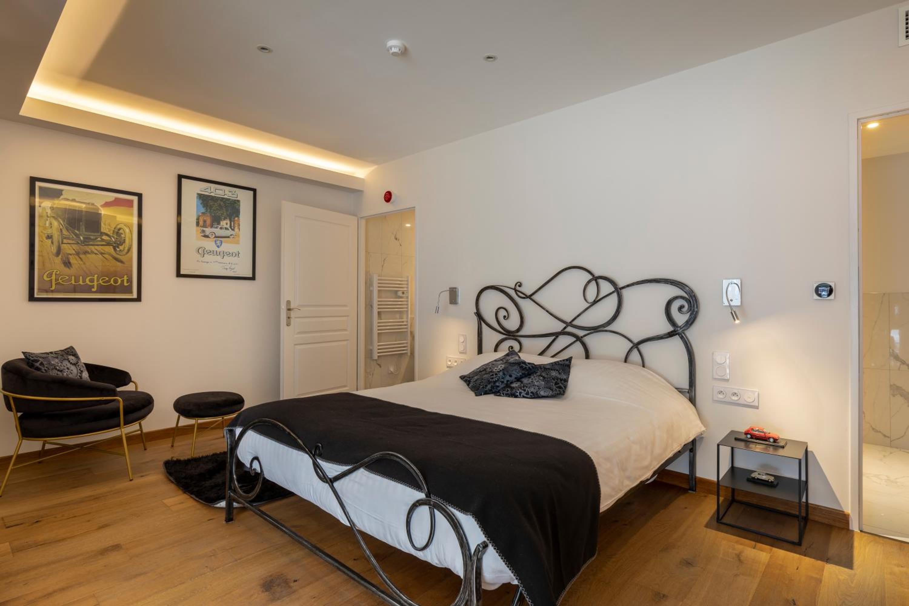 rooms