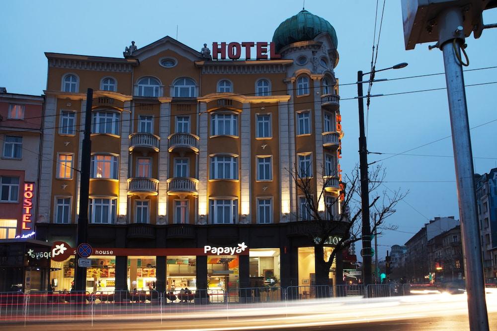 hotel