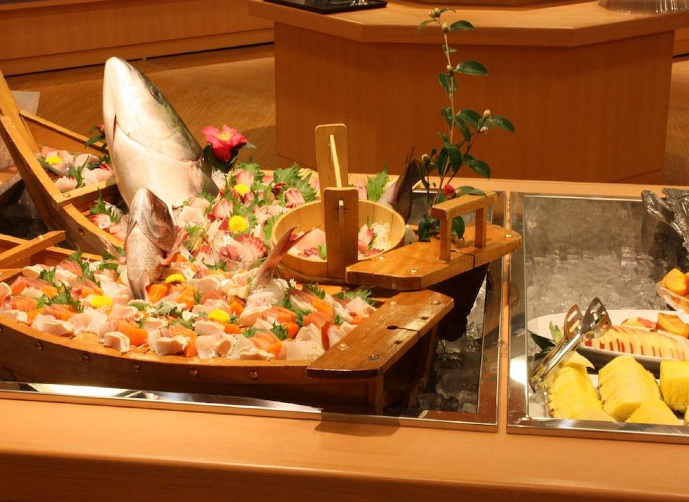 restaurant-cafeteria