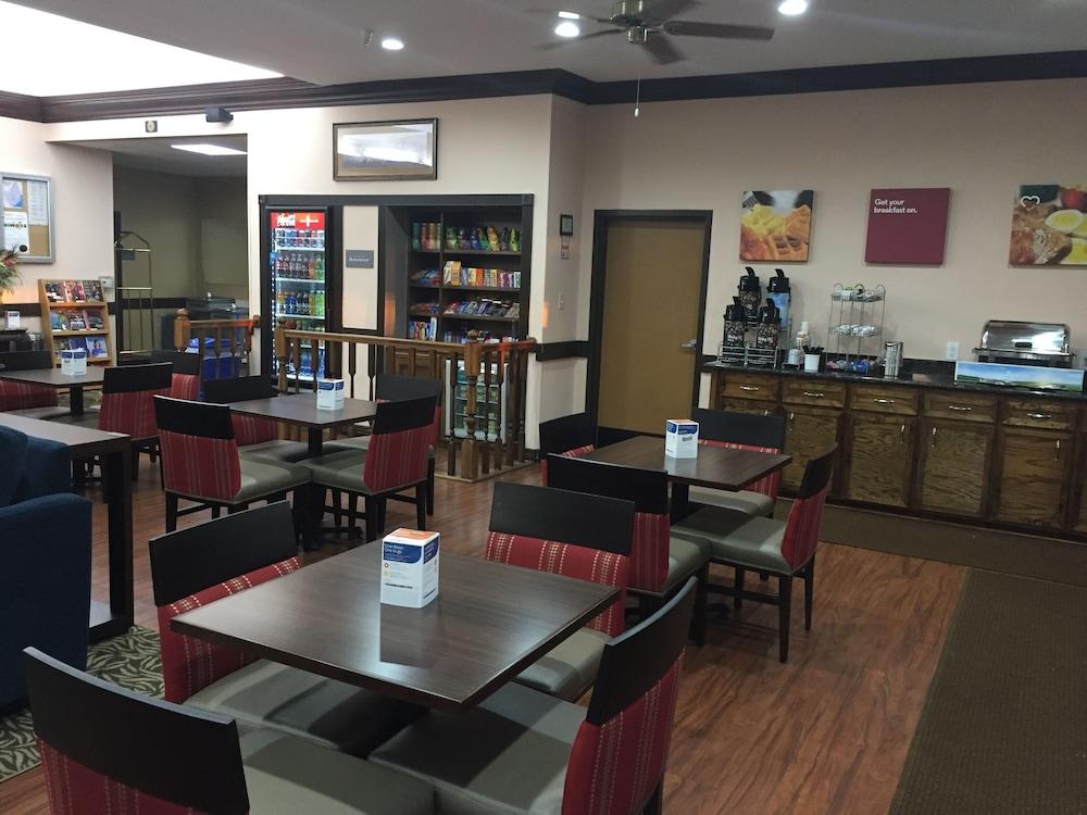 restaurant-cafeteria