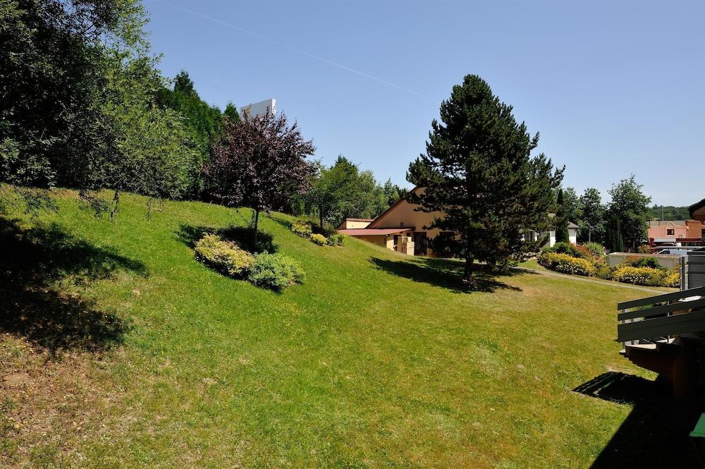 surroundings