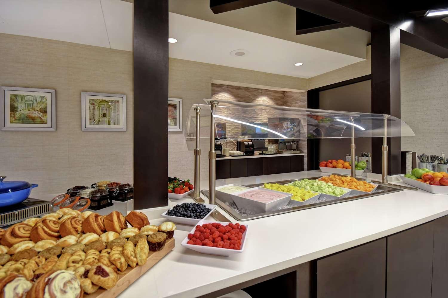 restaurant cafeteria