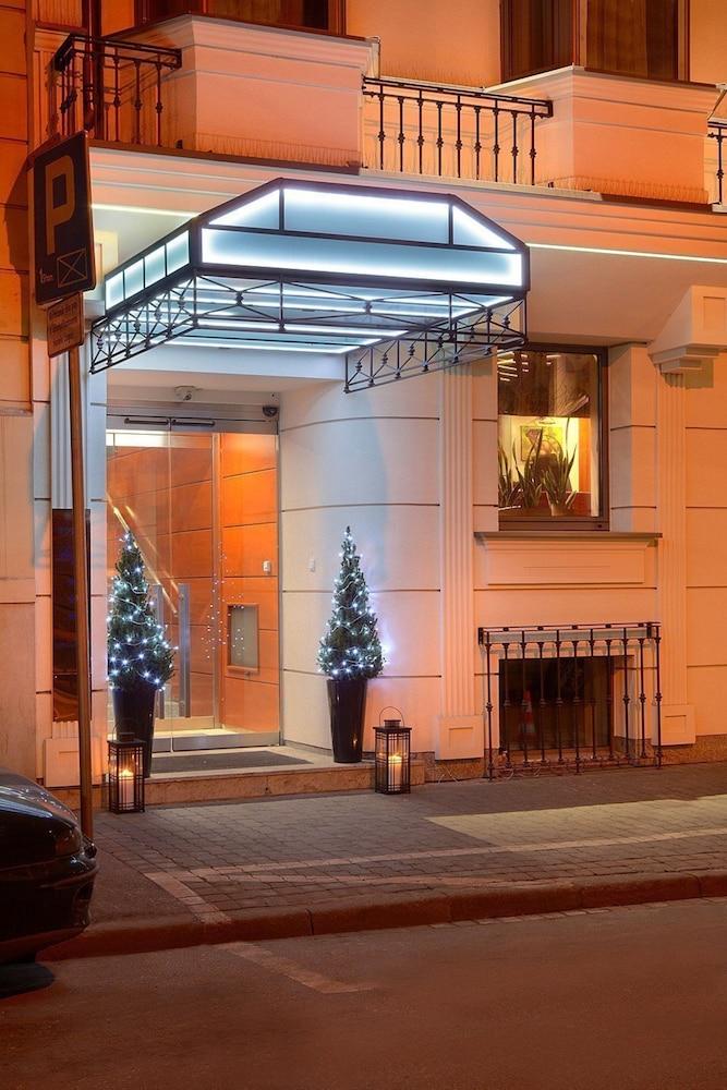 hotel