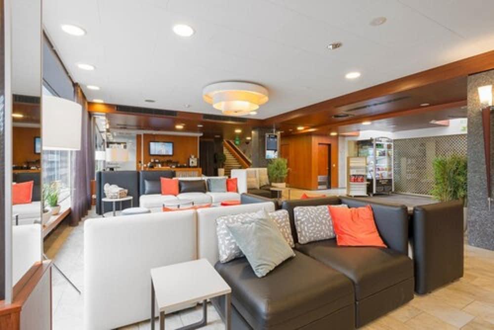 lobby