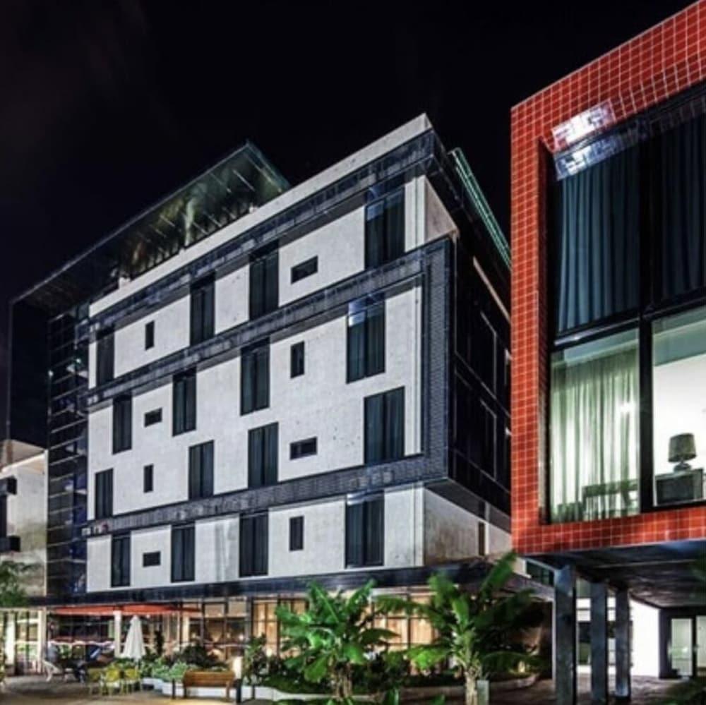 hotel