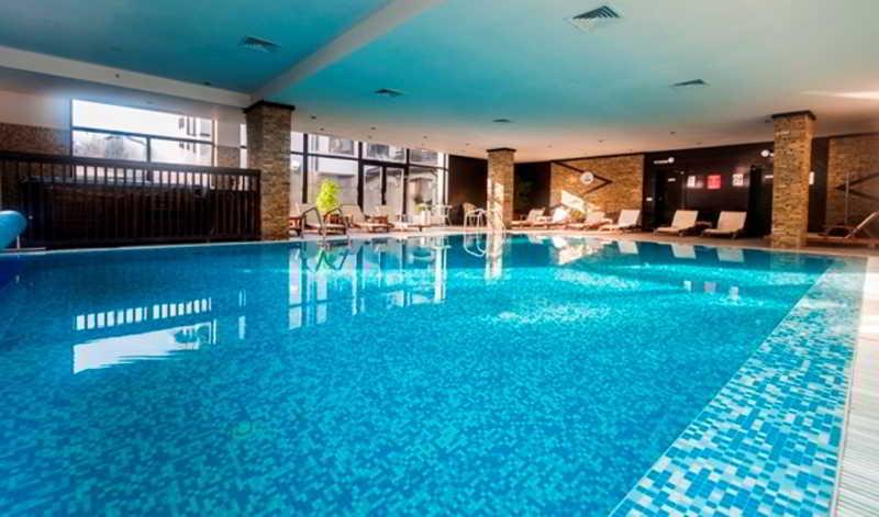 swimming pool spa