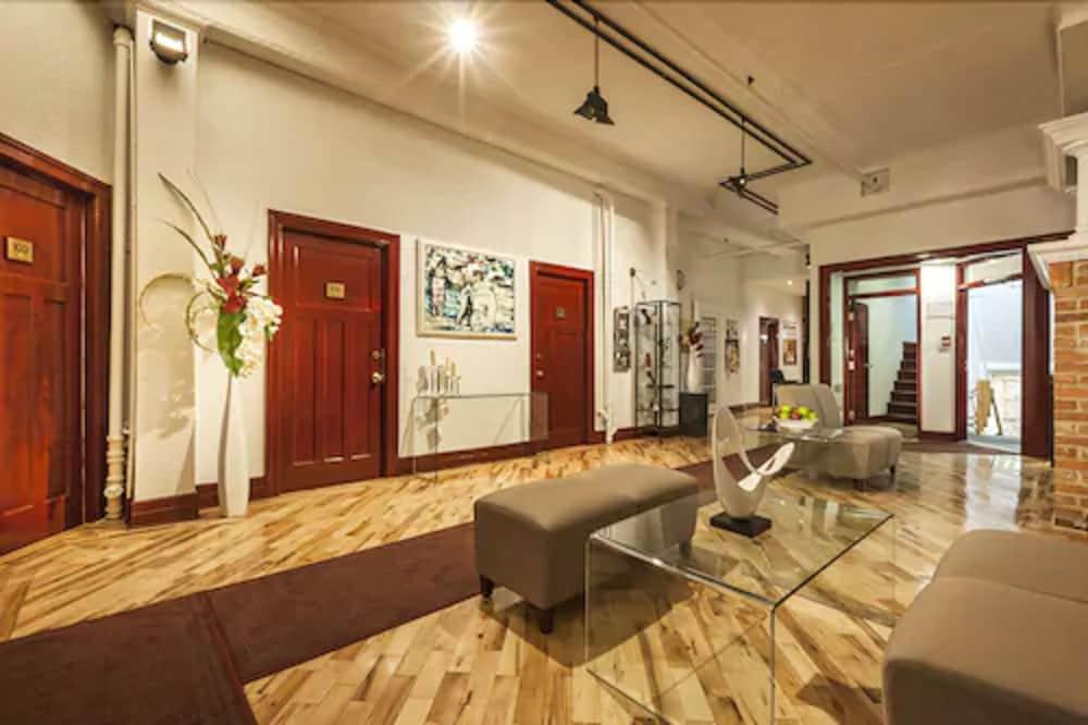 lounge