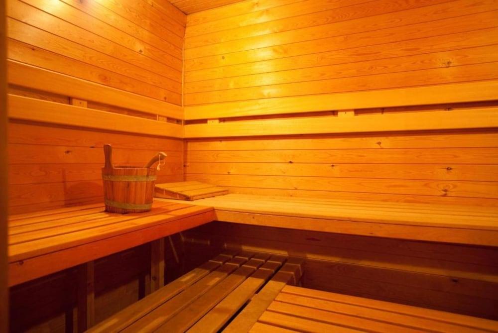 swimming pool spa