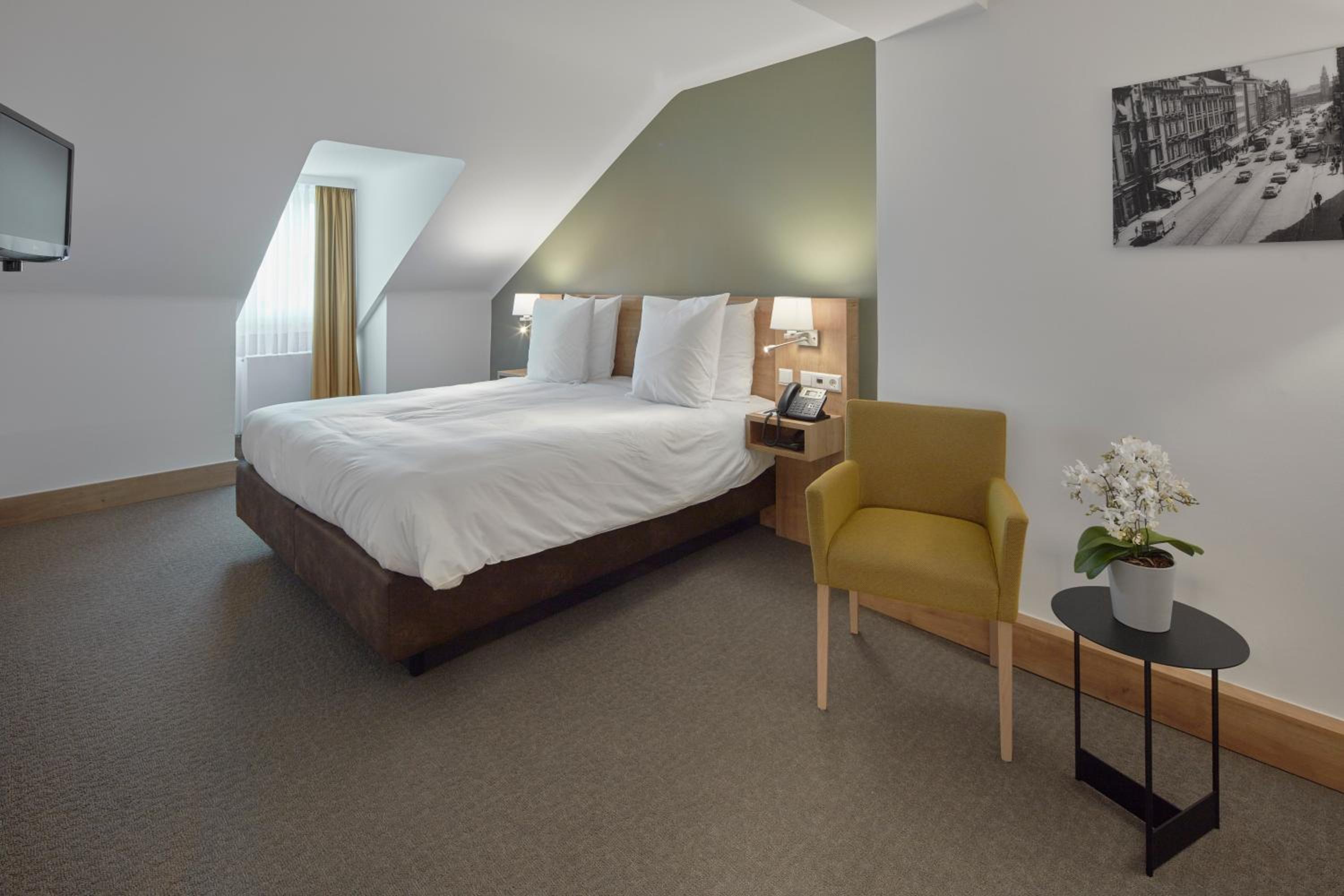 rooms