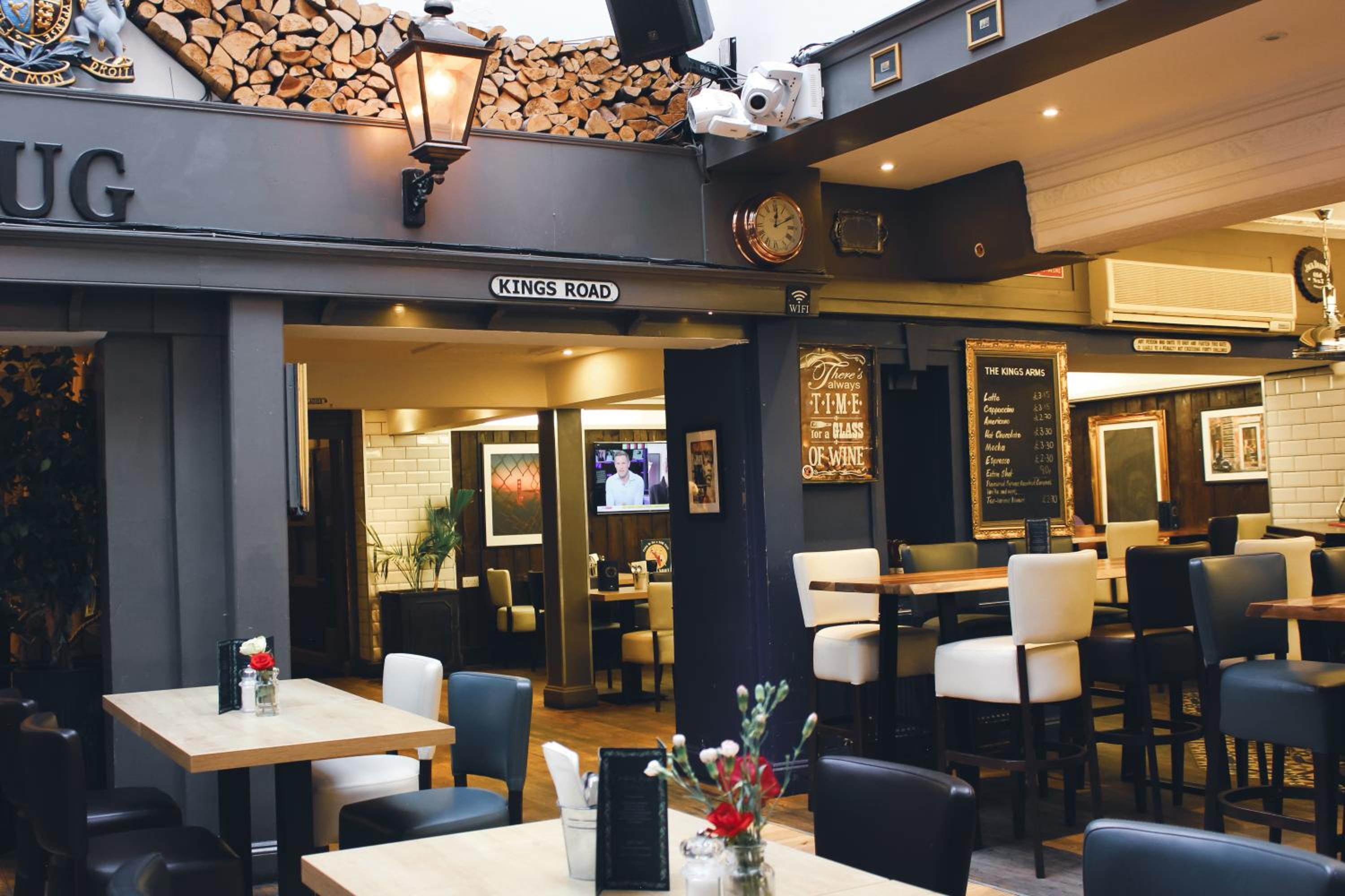 restaurant cafeteria