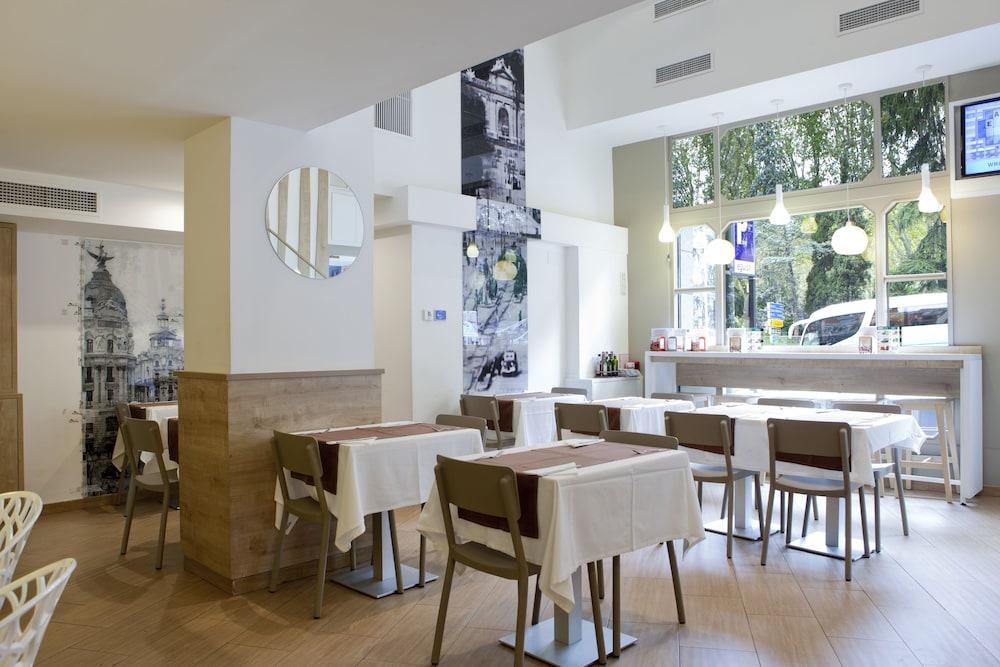 restaurant-cafeteria