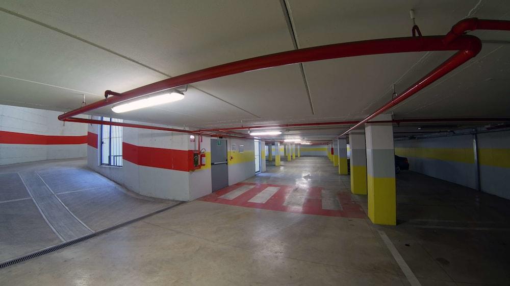 garage