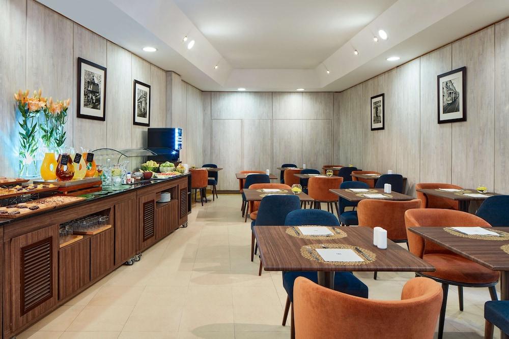 restaurant cafeteria