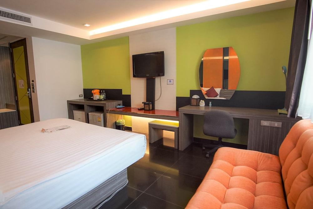 rooms