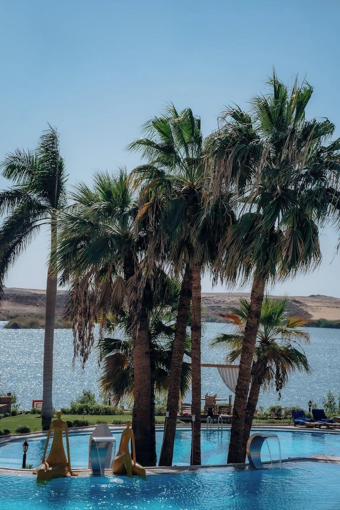 surroundings