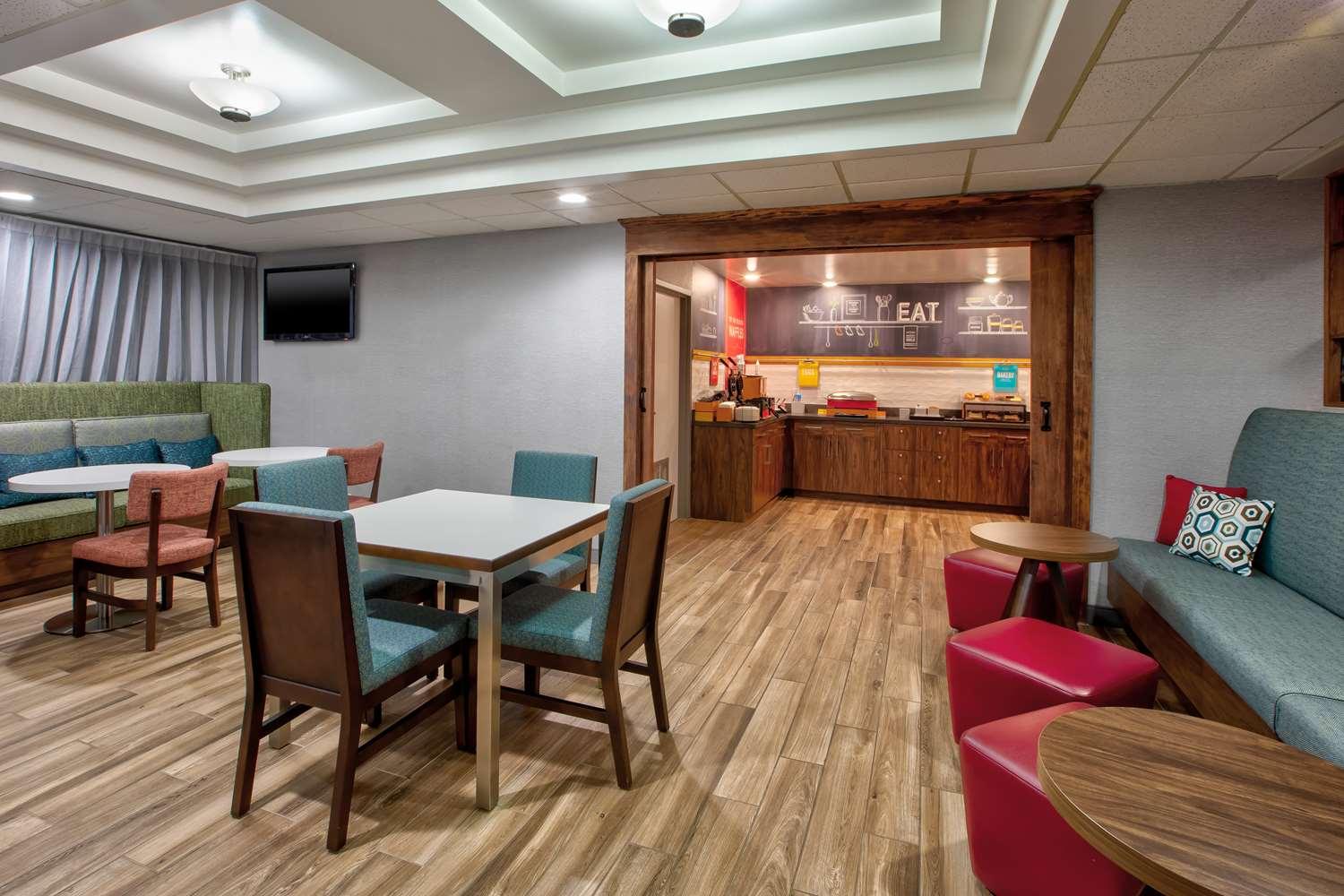 restaurant cafeteria
