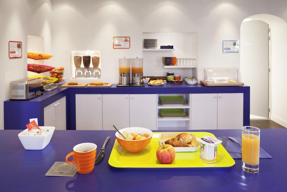 restaurant-cafeteria
