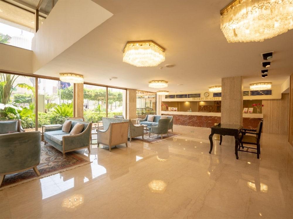 lobby