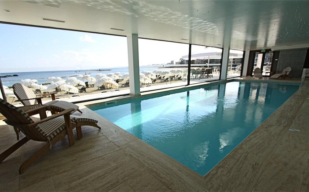 swimming pool spa