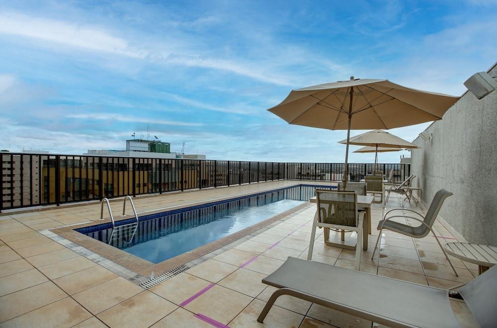 swimming pool spa