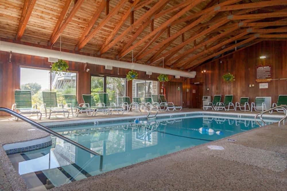 swimming pool spa