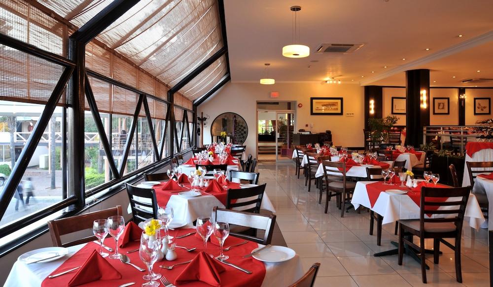 restaurant cafeteria