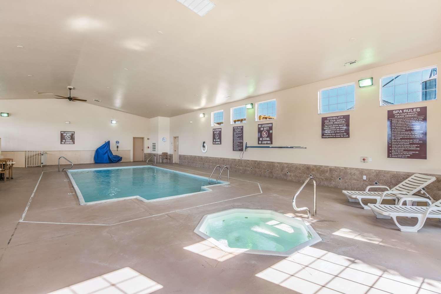 swimming pool spa
