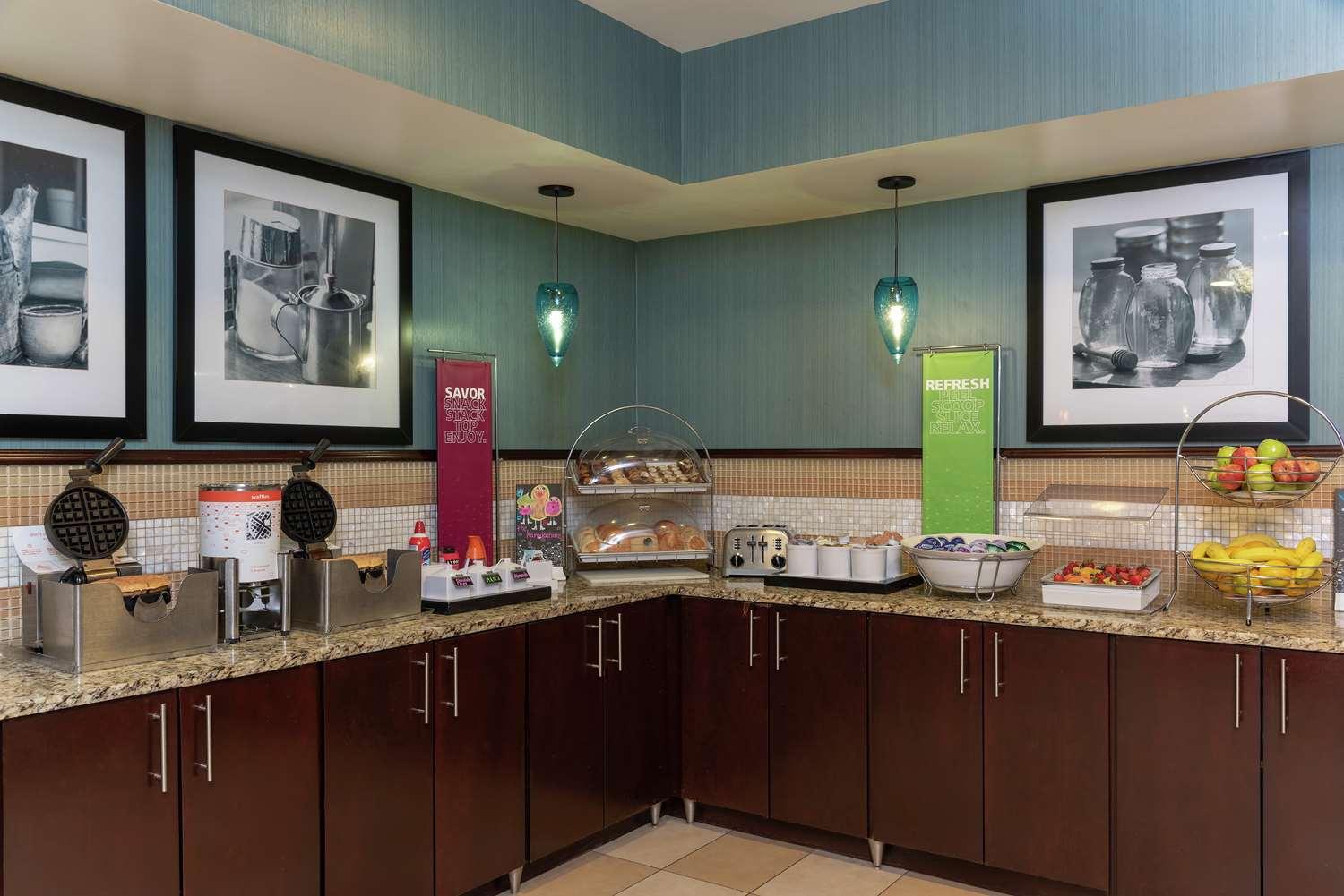 restaurant cafeteria