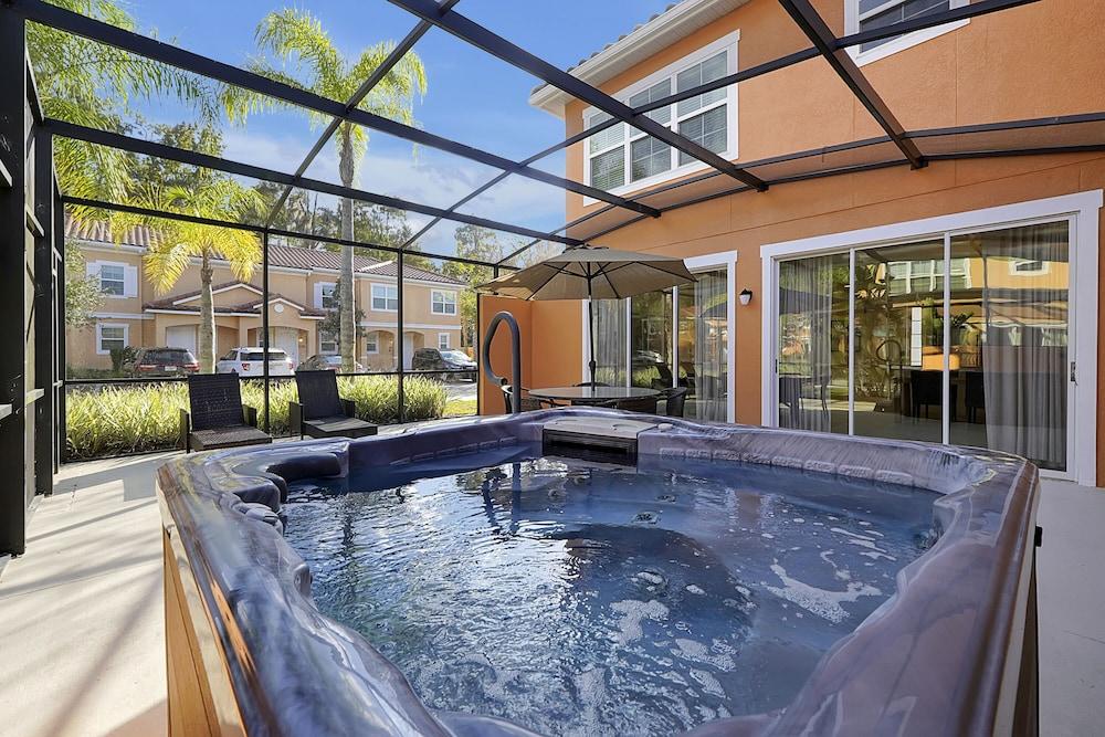 swimming pool spa