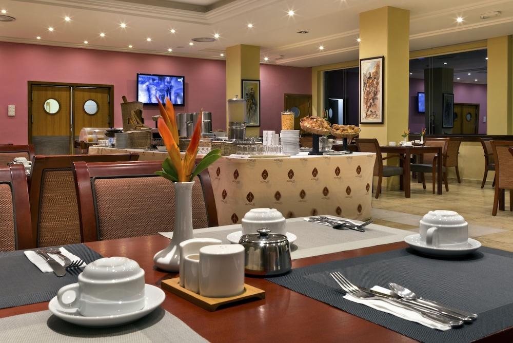 restaurant-cafeteria