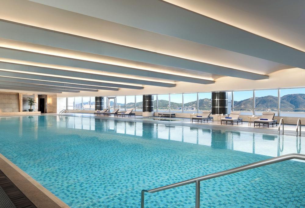 swimming pool spa