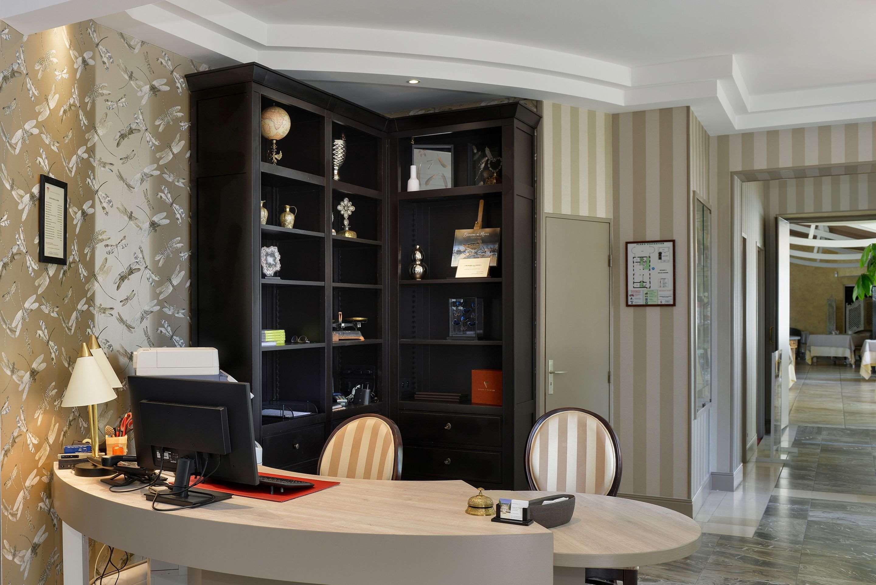lobby