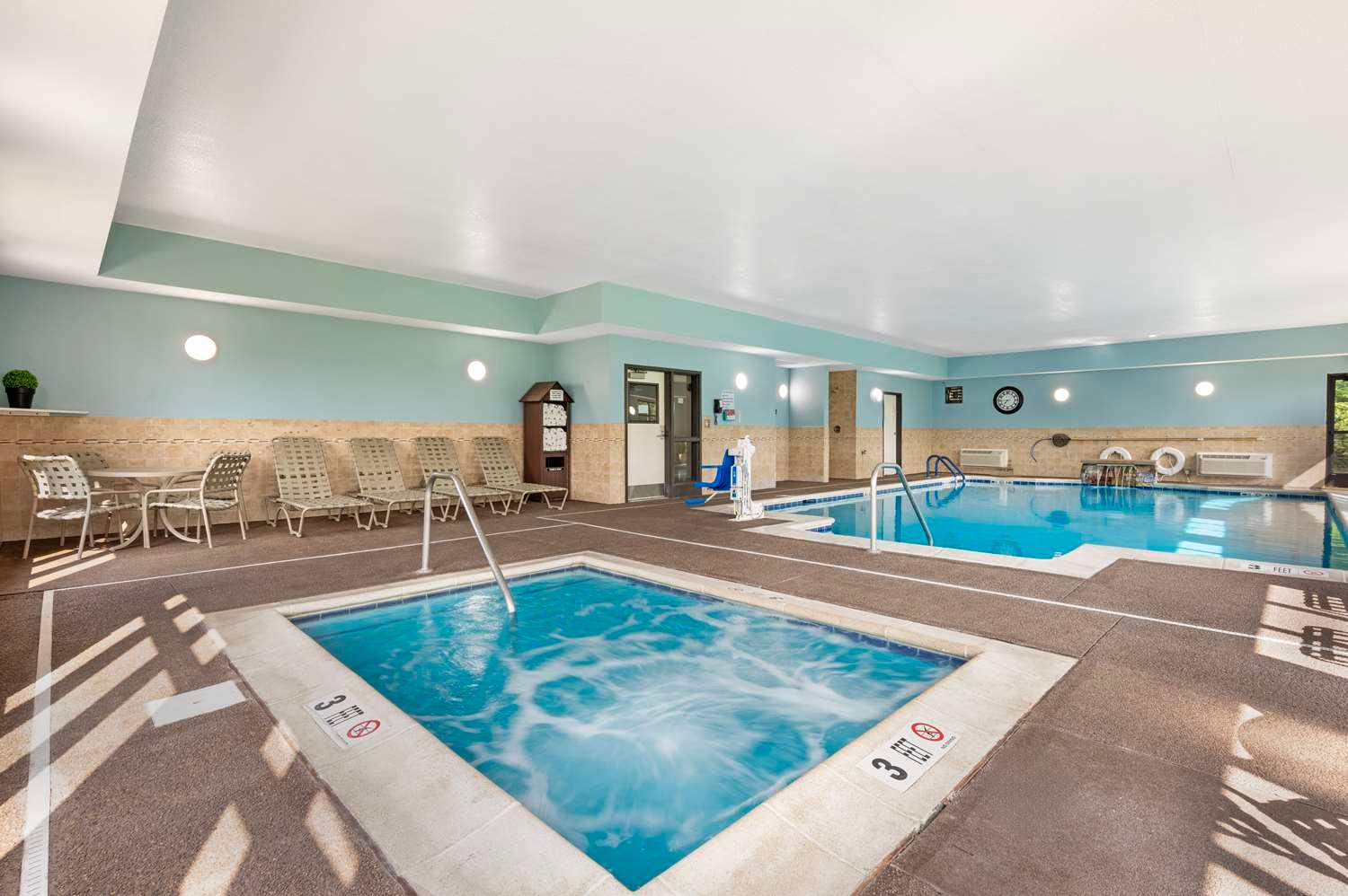 swimming pool spa