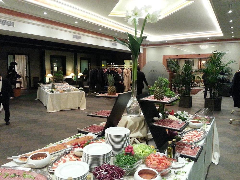 restaurant-cafeteria