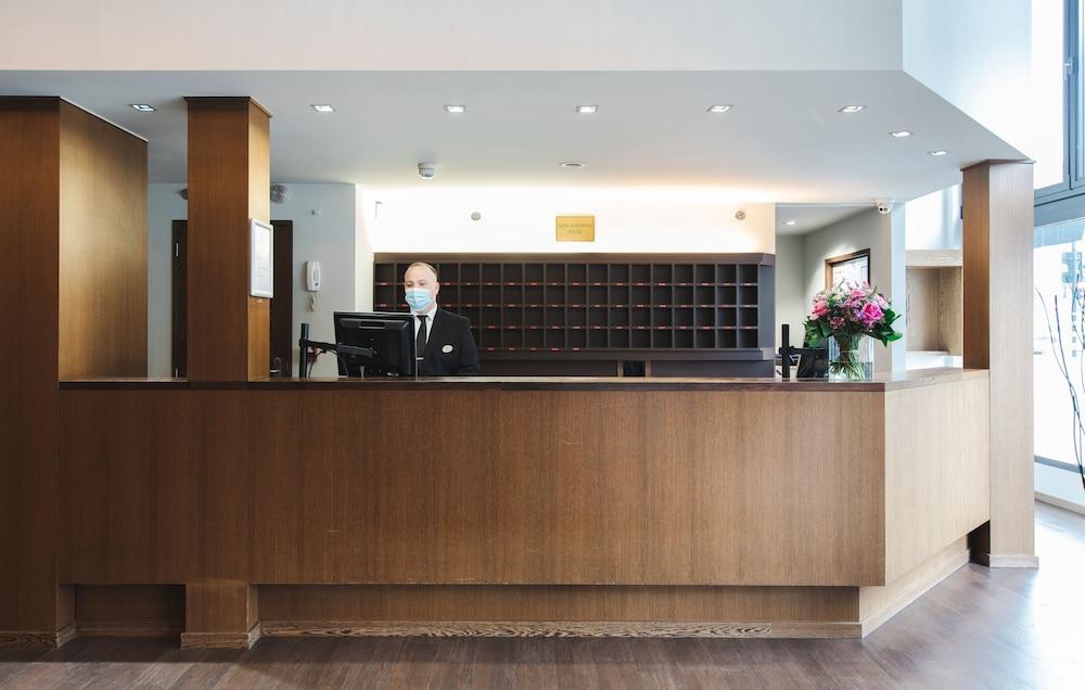 lobby