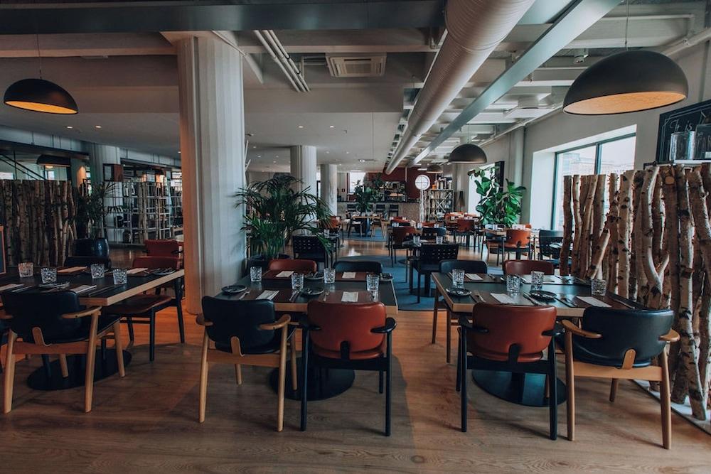 restaurant cafeteria