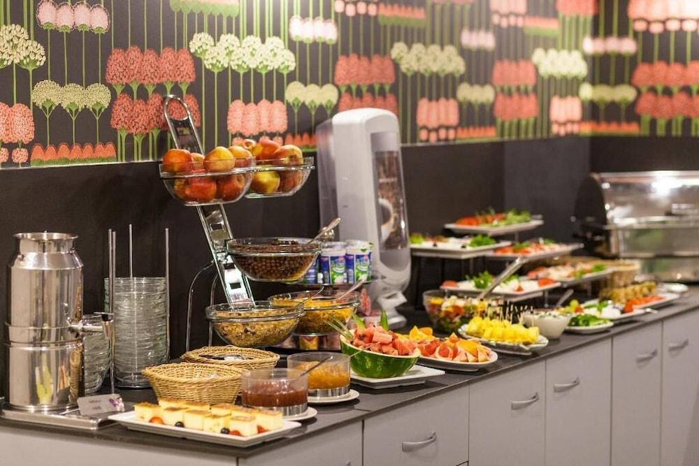 restaurant-cafeteria
