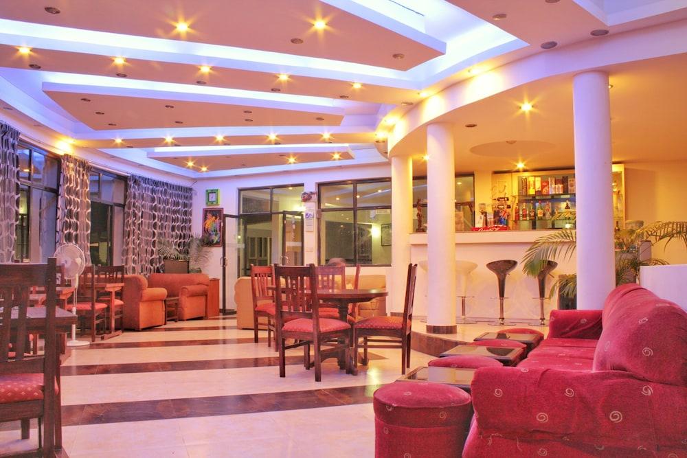 restaurant-cafeteria