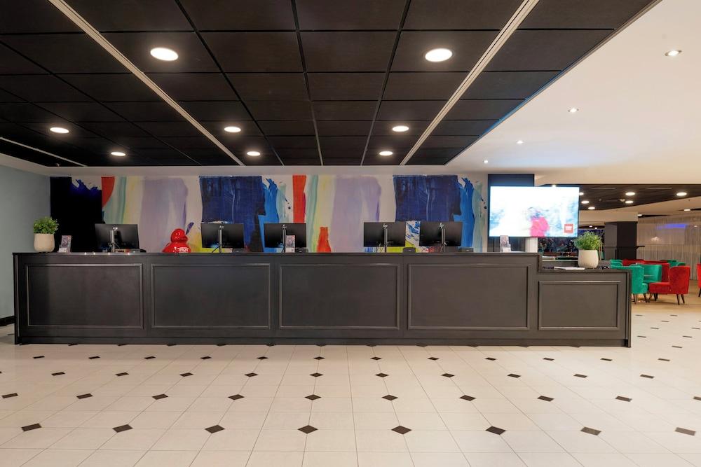 lobby