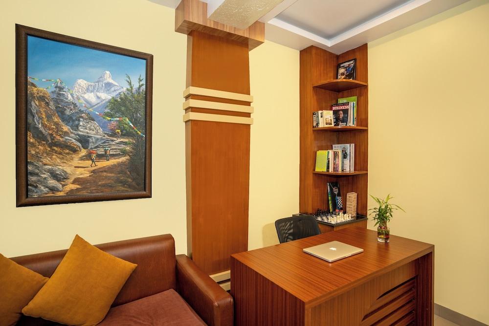 lounge