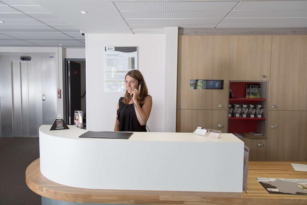 lobby