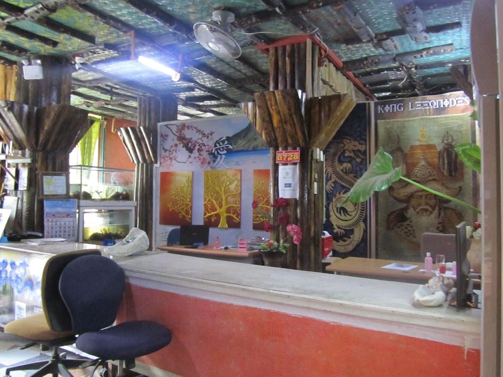 lobby