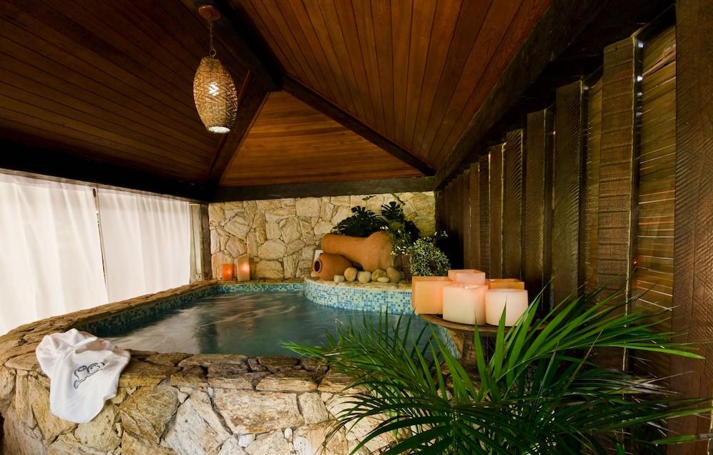 swimming pool spa