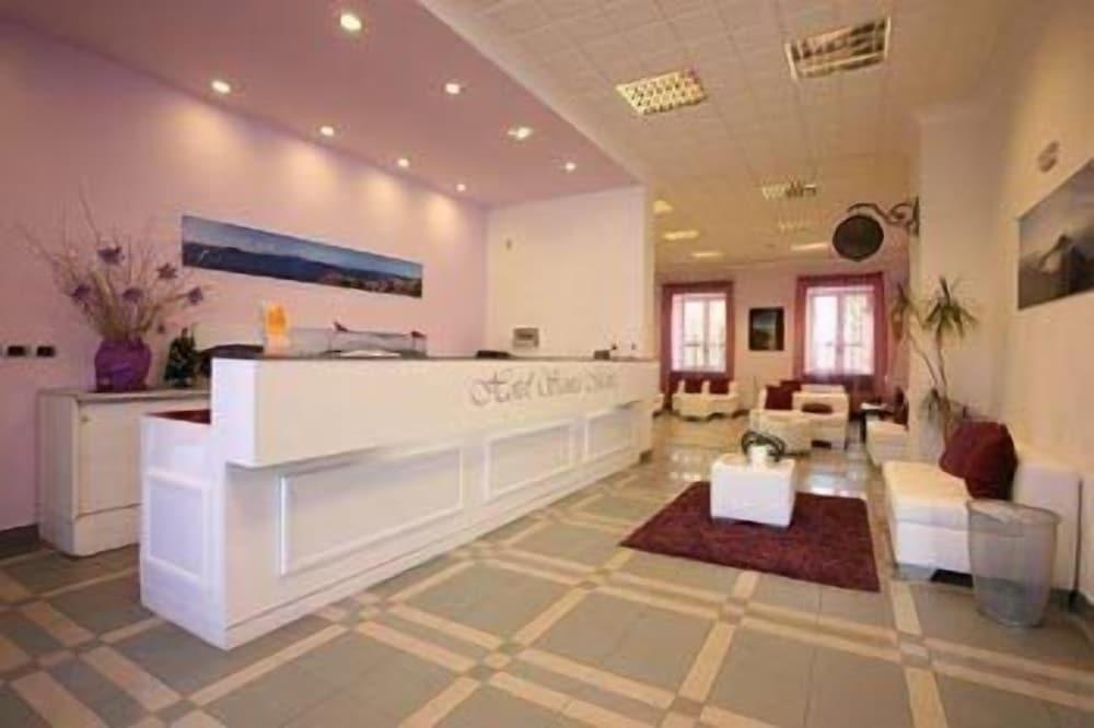 lobby