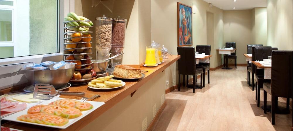 restaurant-cafeteria